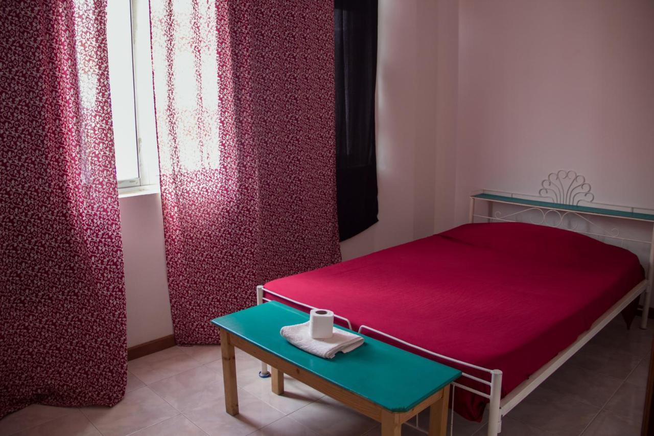 Simabo'S Backpackers' Hostel Mindelo Zewnętrze zdjęcie